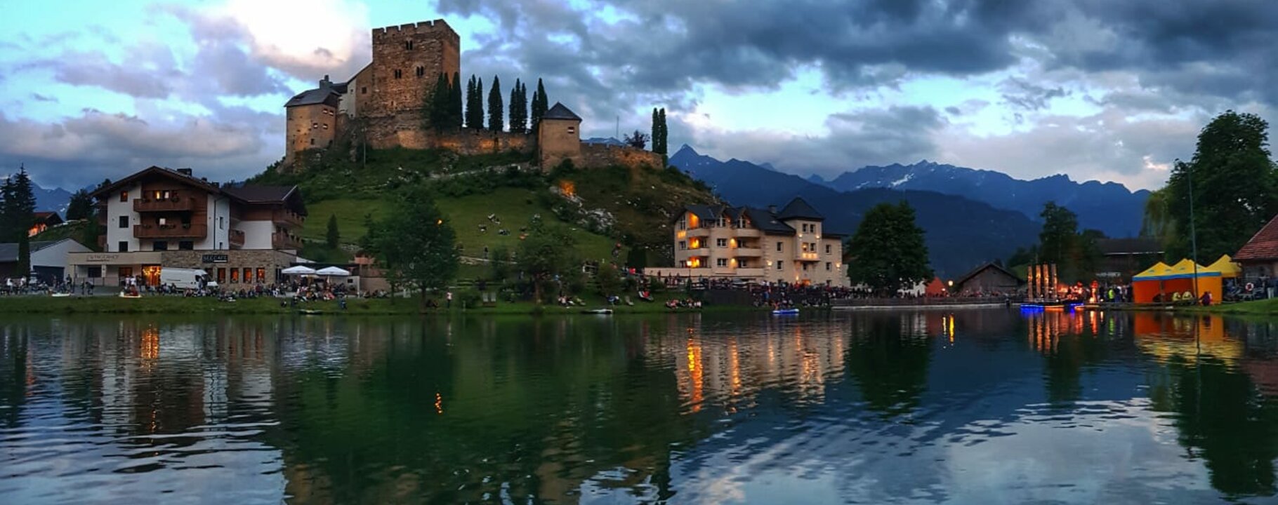 evening at the Lader castle pond | © Daniel Pale